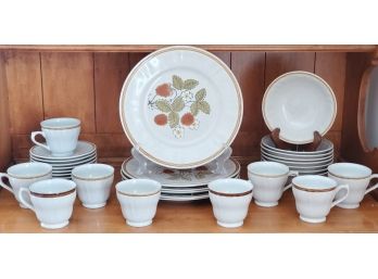 Vintage Set Hand Painted Americana Hearthside Berries-N-Cream Stoneware Dinnerware Made In Japan