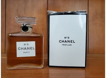 Vintage CHANEL No 5 Paris - Perfume In Original Box - Size 7