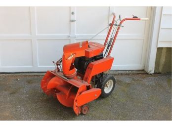 Vintage Briggs & Stratton Simplicity Sno-Away Snowblower