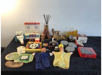 Mixed Trinket Toy Lot