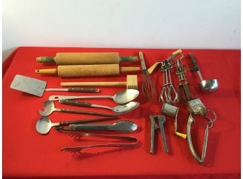 Vintage Kitchen Utensil Lot