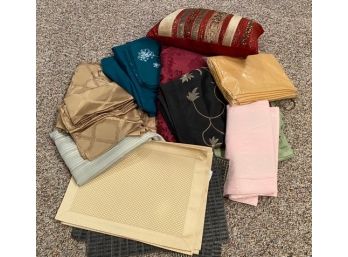 Lot Of Linens And Textiles - Tablecloths, Placemats, Etc.