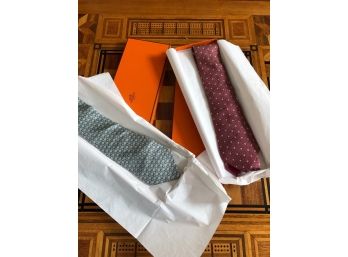 2 Hermes Ties - Light Blue And Red - Set 5