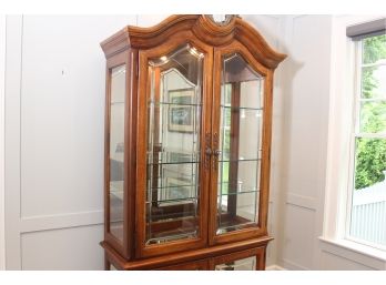 Thomasville China Cabinet With Touch Light