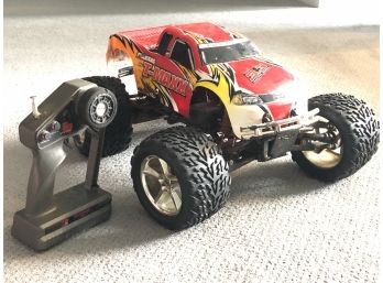 TRAXXAS T-MAXX TRX 3.3 - Gas Powered