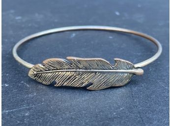 Simple Feather Bangle