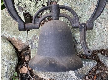 Vintage-Style Cast Iron Farmhouse Bell