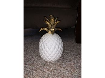 Beautiful White And Gold Pineapple Decoration