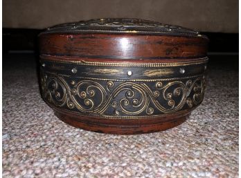 Morrocan Decorative Bowl With A Lift Top Lid