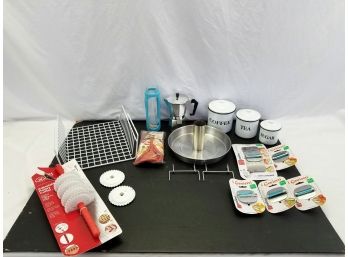 Mixed Lot Of Kitchen/Cooking Items