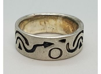 Size 6 Vintage Sterling Silver Southwest Design Ring