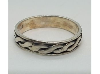 Size 9 Vintage Sterling Silver Rope Style Ring