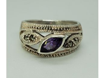 Vintage Size 7 Sterling Silver With Iolite Stone And Marcasite