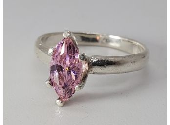 Beautiful Vintage Size 7 1/2 With Pink Tanzanite Gemstone