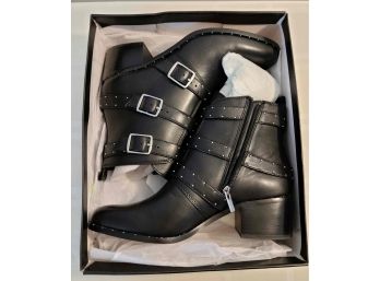 Lord & Taylor, Finn Style Booties, Size 8.5, NIB