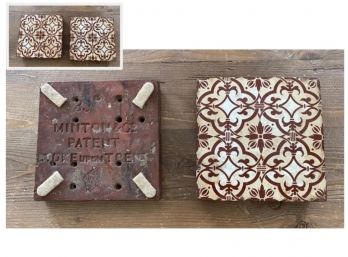 Pair Of Antique British Tiles - Minton Stoke On Trent