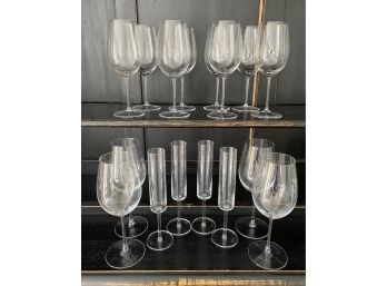 Set Of 12 Red Wine Glasses And 4 Mondo (New In Box) Champagne Glasses