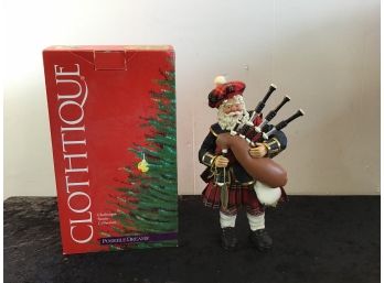 Clothtique Possible Dreams Bagpipes Santa