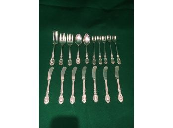 17 Piece Lot Of Sterling Silver Flatware Victoria Florence Pattern 1905 Date By Frank Whiting, 518 Grams