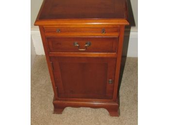 English Night Stand By Bradley