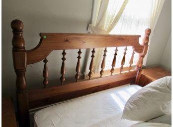 Queen Pine Headboard & Linens