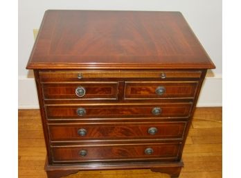 Mahogany Four Drawer Bachelor's Chest