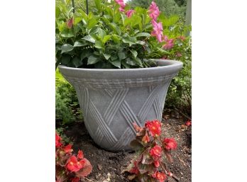 Lattice Design Outdoor Planter