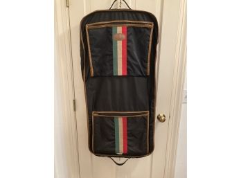 Lark Travel Garment Bag