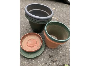 Assorted Plastic Garden Pots With Trays