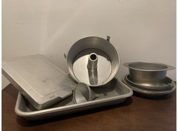 Assorted Aluminum Baking Pans
