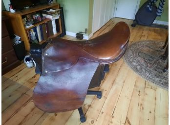 Nice Leather English Riding Saddle  Made In India In Good Used Condition