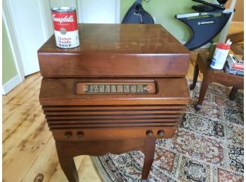 Vintage Olympic True Base TriOmatic AM Radio/Record Player With Solid Wood Cabinet