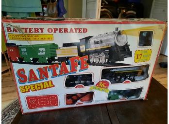 Giant Santa Fe Train Set New In Box - Battery Operated With Puffing Smoke & Light Up Headlight