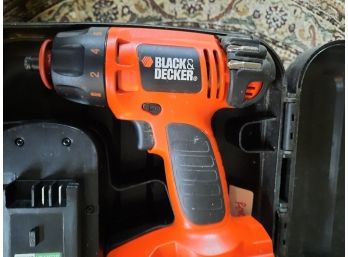 Black & Decker 18V Power Screwdriver In Hard Case Works But Missing Battery Charger