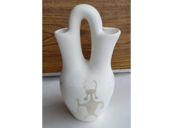 Native Buff Colored Double Spout Wedding Vase