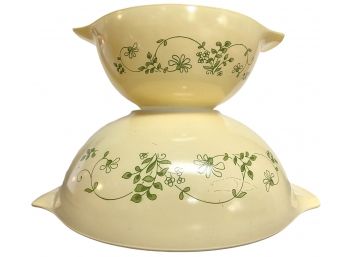 A Set Of Vintage Pyrex Shenandoah Cinderella Mixing Bowls