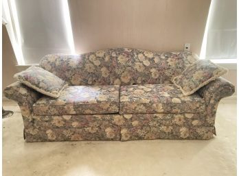 Floral Queen Size Sleep Sofa 90' X 35' X 32'