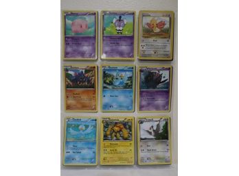 18 Pokemon Cards - Spearow 1999-2000, Munna, Gothita And More