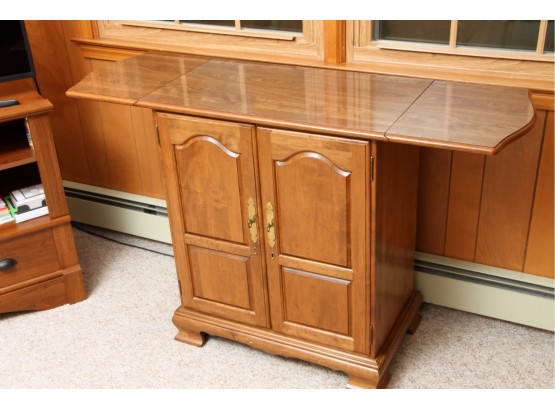 Oak Bar Cabinet With Glasses And Key