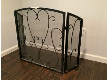 A72, Fireplace Screen With Heart Look