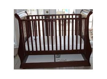 Pali Sleigh Wooden Crib