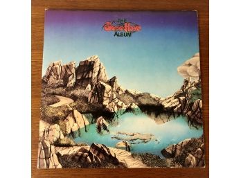 THE STEVE HOWE ALBUM. 1979 Vinyl LP On Atlantic Records (SD 19243). Very Good Plus