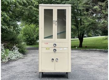 A Vintage Mid Century Modern Medicine Cabinet - CHAPPAQUA - SUNSET DR.