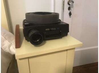 Vintage Slide Projectors, And Accessories - Kodak And Bell And Howard - SCARSDALE - FARLEY RD.