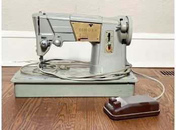 A Vintage Singer Sewing Machine - SCARSDALE - FARLEY RD.