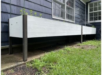 A Pair Of Large Elevated White Painted Wood Planter Boxes - CHAPPAQUA - SUNSET DR.