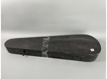 ANTIQUE VIOLIN IN CASKET CASE