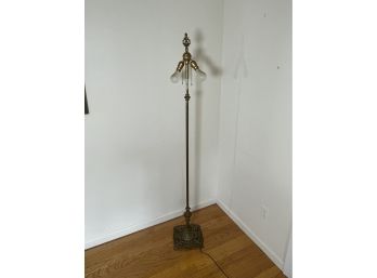 ANTIQUE BRONZE PATENATED FLOOR LAMP