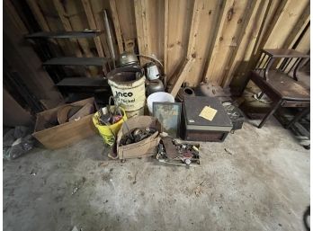 BARN SALVAGE LOT