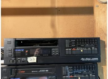 FISHER STUDIO-STANDARD STEREO-VIDEO-CASETTE RECORDER MODEL FVH-730